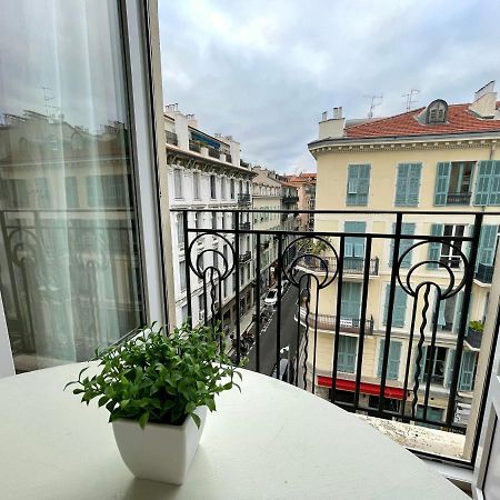 Nice Renting - Notre Dame - Cosy Loft Perfect View On The Roofs Zewnętrze zdjęcie
