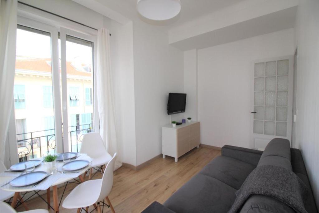 Nice Renting - Notre Dame - Cosy Loft Perfect View On The Roofs Zewnętrze zdjęcie
