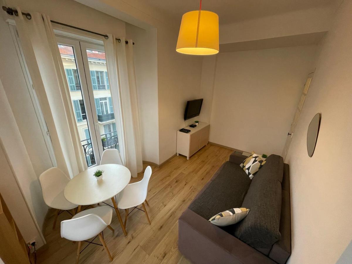 Nice Renting - Notre Dame - Cosy Loft Perfect View On The Roofs Zewnętrze zdjęcie