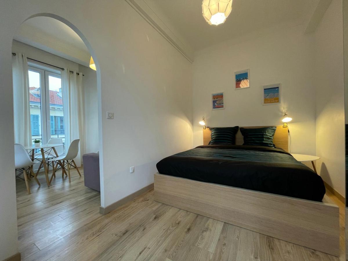 Nice Renting - Notre Dame - Cosy Loft Perfect View On The Roofs Zewnętrze zdjęcie